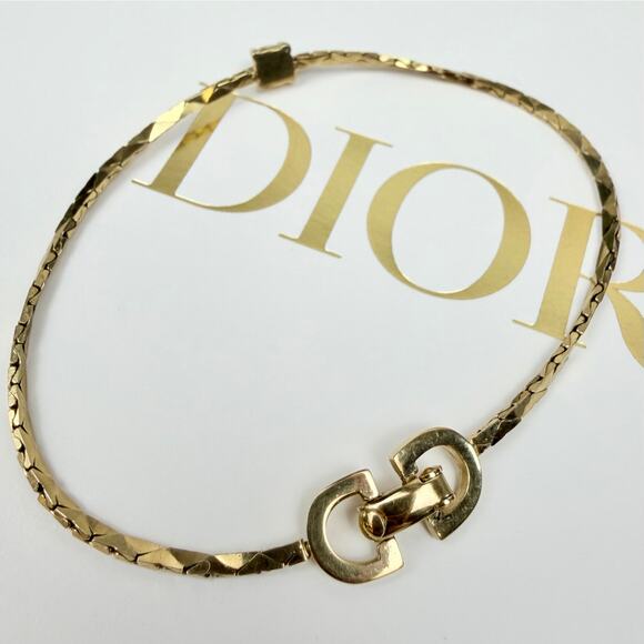 Dior bracelet vintage gold beautiful authentic! Great condition! - Picture 5 of 7
